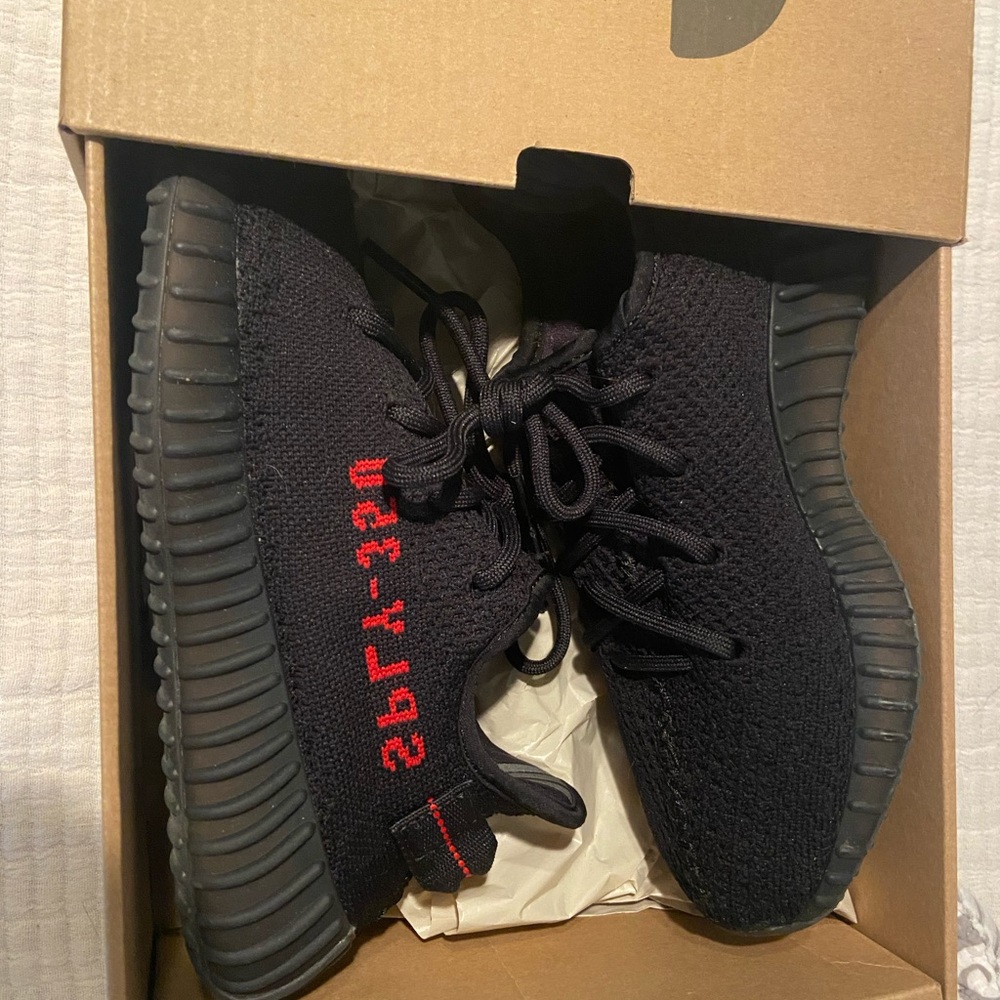 Adidas Yeezy Boost 350 V2 - Picture 7 of 9